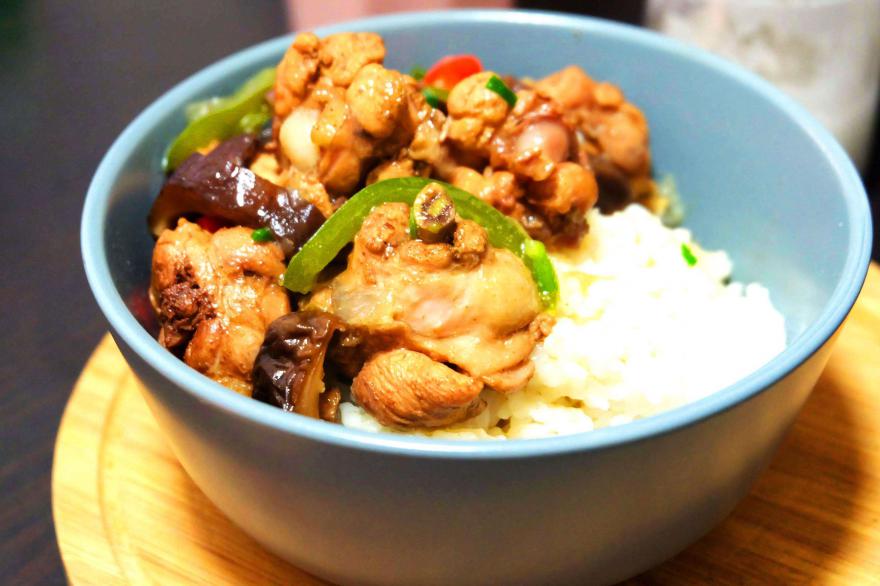 20191119091548921267.jpg 黄焖鸡5.jpg