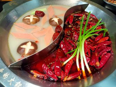  火锅技术培训教师在哪里进行一对一的教学？