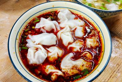 学习正宗抄手馅技术培训哪里好？龙抄手培训