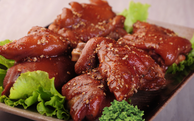 在哪里可以培训烤猪脚技术？烤猪蹄技术实践