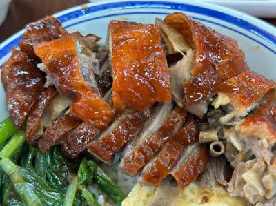 港式烧鹅饭技术培训哪里好？蜀味缘餐饮培训学校，助您掌握正宗技艺！