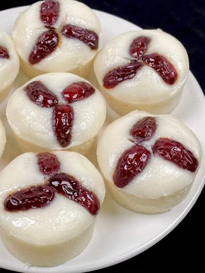 正宗发糕技术培训班多少钱？蜀味缘培训学校费用详解