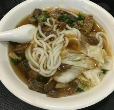 花溪米线技术培训班地址在哪里？蜀味缘小吃培训学校