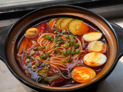 火锅米粉技术培训机构哪里好？蜀味缘餐饮小吃培训班深度解析