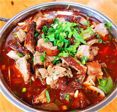 学做冒烤鸭技术培训班多少钱？成都蜀味缘培训中心详解