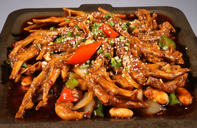 麻辣干锅技术培训班怎么样？蜀味缘培训学校一对一教学