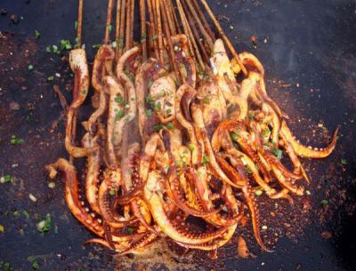 铁板鱿鱼技术培训学校哪家好？成都蜀味缘餐饮培训学校