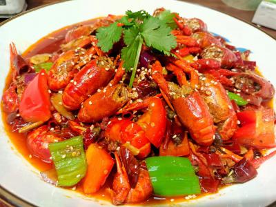 麻辣小龙虾技术培训内容有哪些？蜀味缘餐饮培训学校